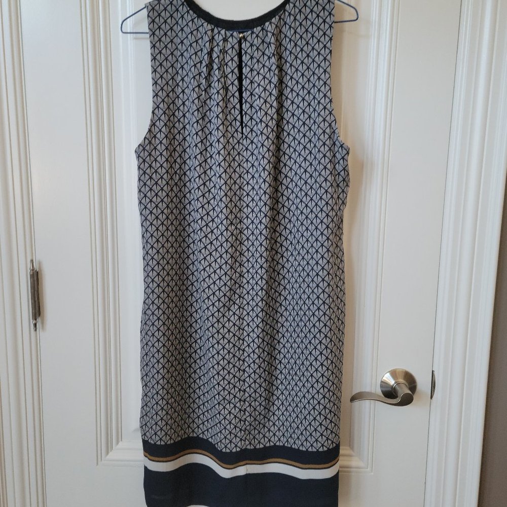 H & M Dress - Picture 3 of 6